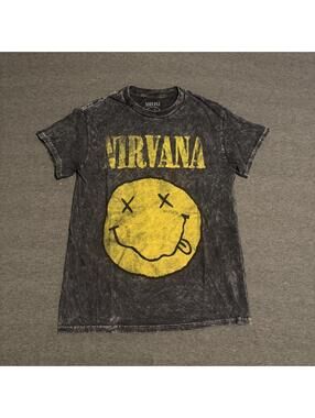 Women Black and yellow Nirvana cotton t-shirt #grunge #nirvana #vintage